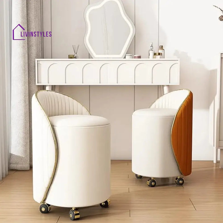 Lolly Metal Puf With Support and Storage