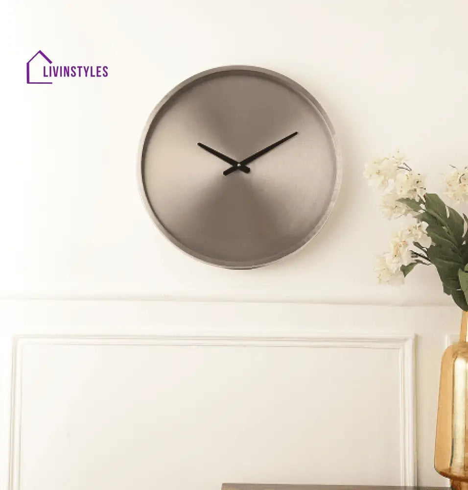 Metallica - Wall Clock Silver