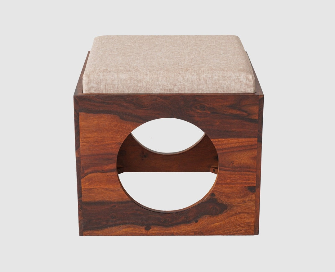Anna Coffee Table With 4 Stools