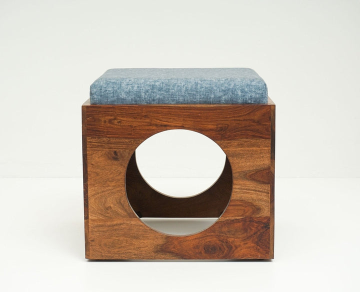 Anna Coffee Table With 4 Stools