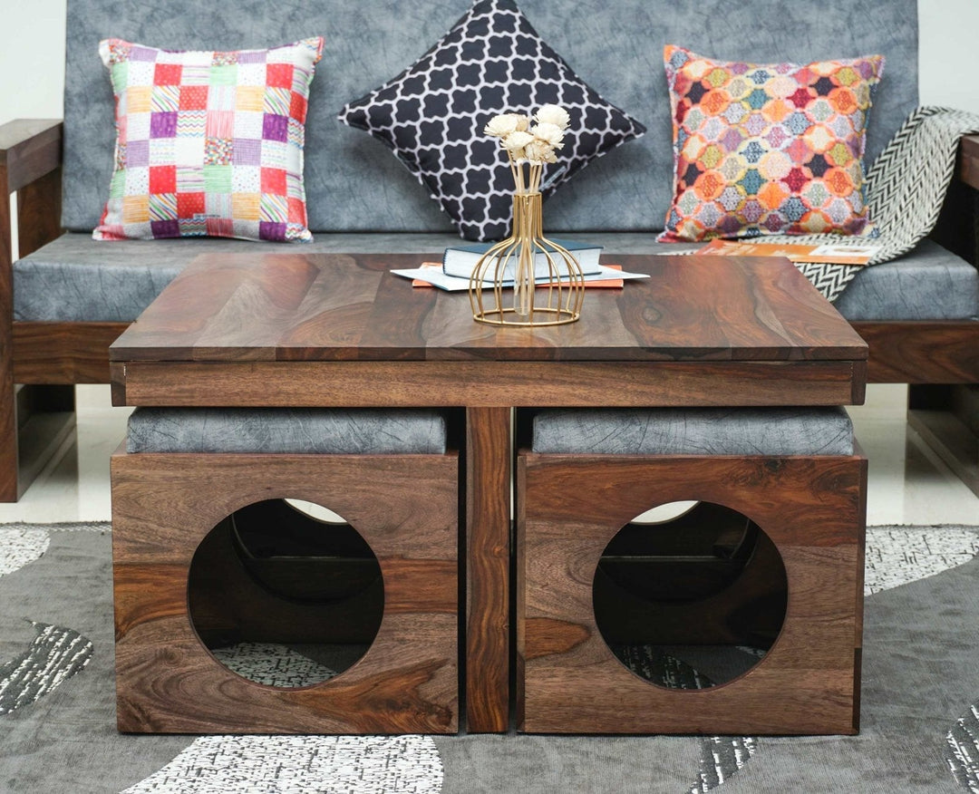 Anna Coffee Table With 4 Stools