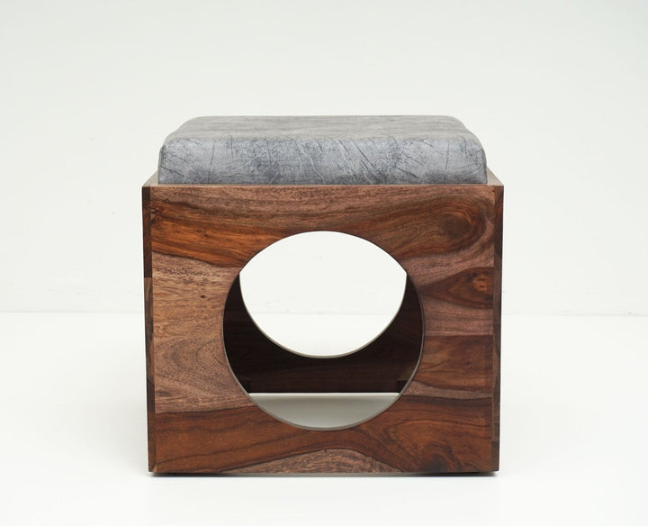 Anna Coffee Table With 4 Stools