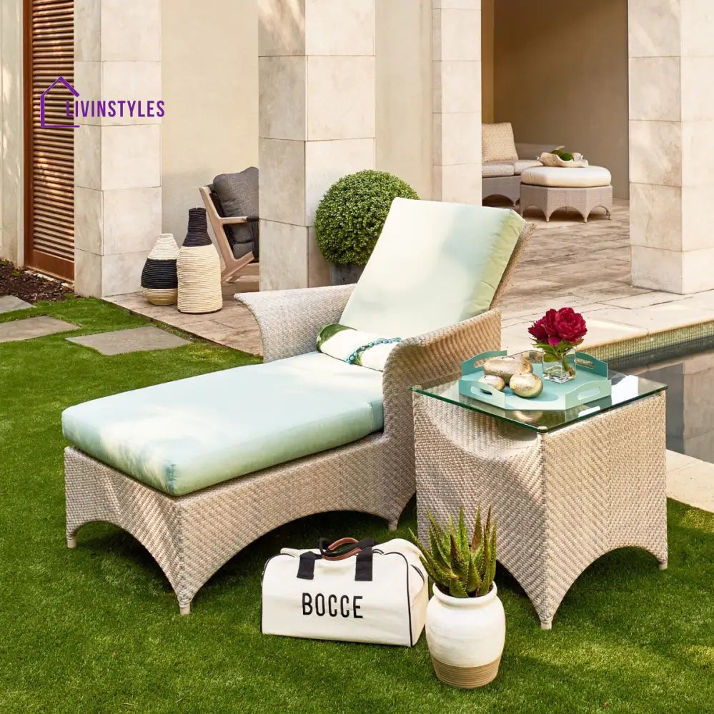 Neri Outdoor Swimming Poolside Lounger (Cream) - Loungers