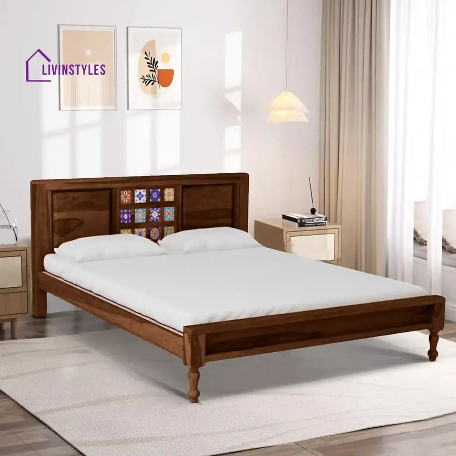 Anamika Contemporary Sheesham Wood Beds Queen / Teak Bed without storage