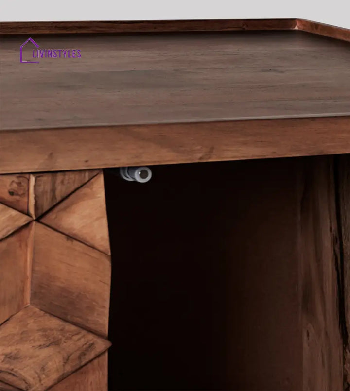 Nismaaya Aart Terning Cabinet
