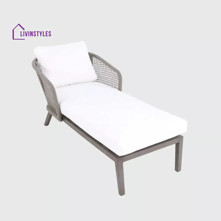 Outdoor Single Seater Patio Daybed with Handwoven Rope - Daybed