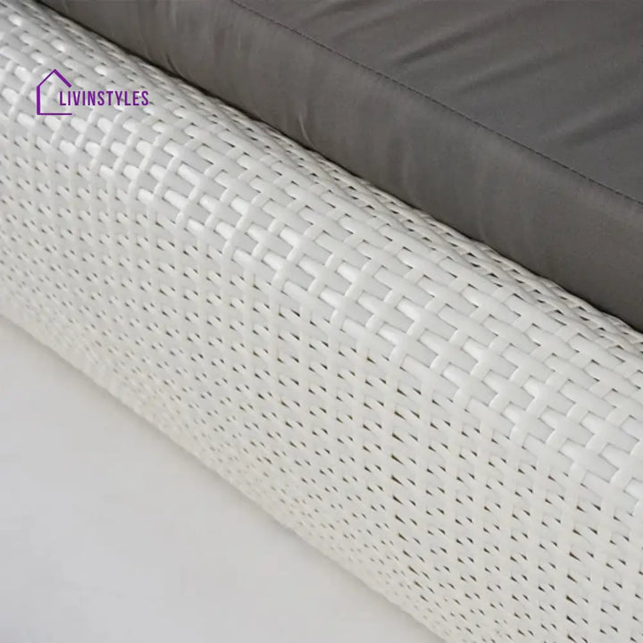 Outdoor Wicker 2 Seater Patio Garden Daybed - Daybed