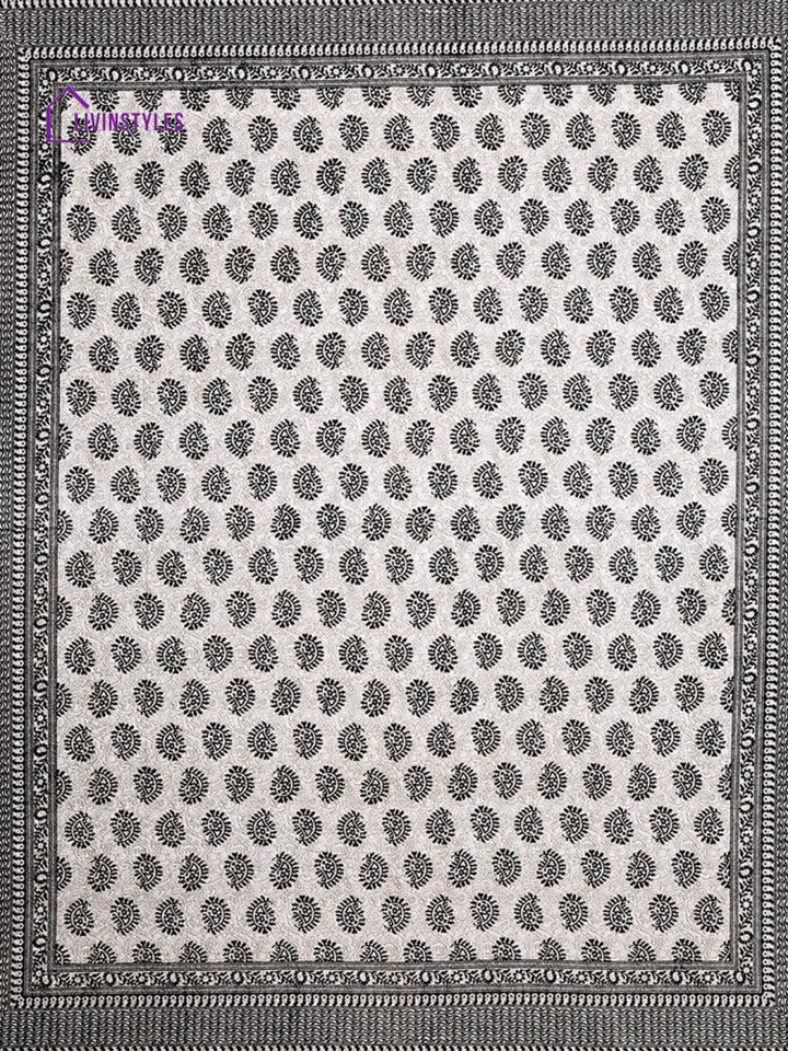 Paisley Print Double Bedsheet With 2 Pillow Covers