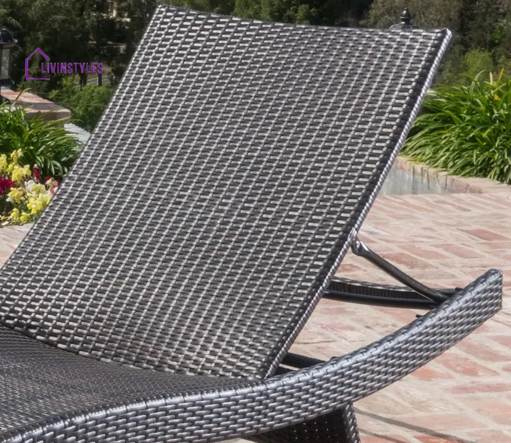 Parag Dark Brown Outdoor Lounger With C Shape Table