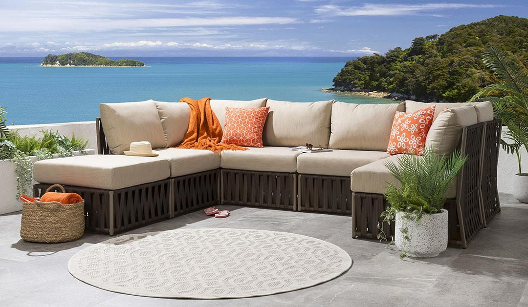 Borromeo Outdoor Sofa Set 6 Seater and 1 Ottoman Set (Brown)