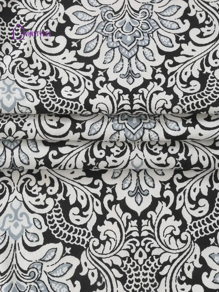 Rajasthan Décor Black And White Coloured Ethnic Motifs Cotton Table Cover