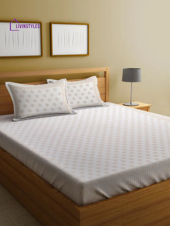 Screen Print Cotton White Color Double Bedsheet With 2 Pillow