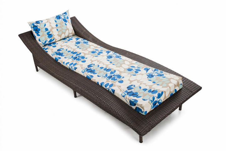 Beast Outdoor Swimming Poolside Lounger (Brown)