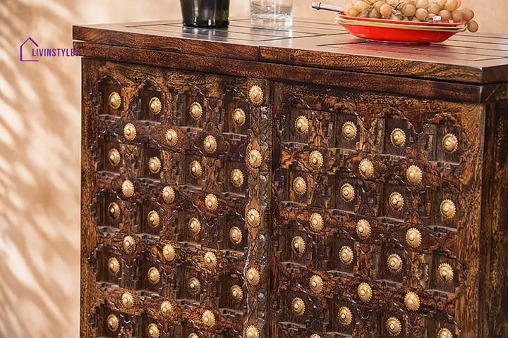 Vadym Solid Wood Bar Cabinet Bar