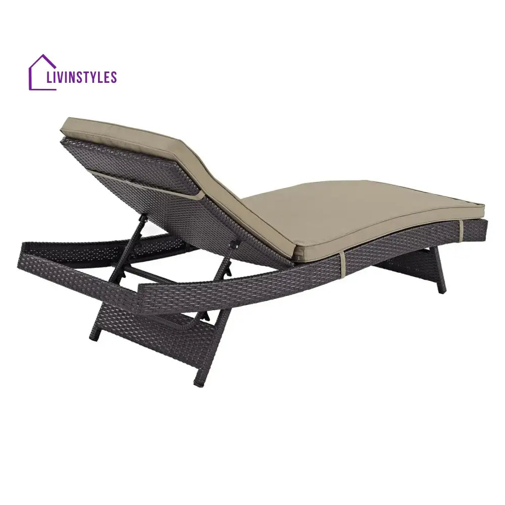 Virtudes Outdoor Rattan Wicker Chaise Lounger For Poolside - Lounger Set