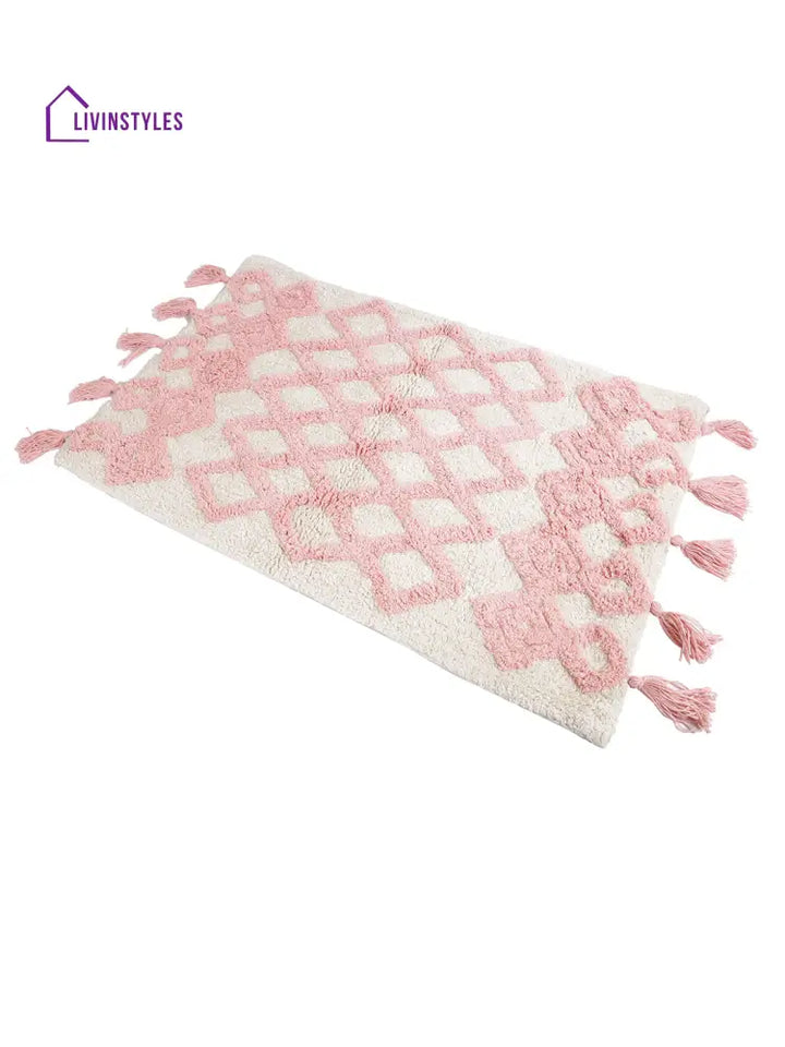 White And Pink Self Design Tassels Cotton Bath Rug Mats