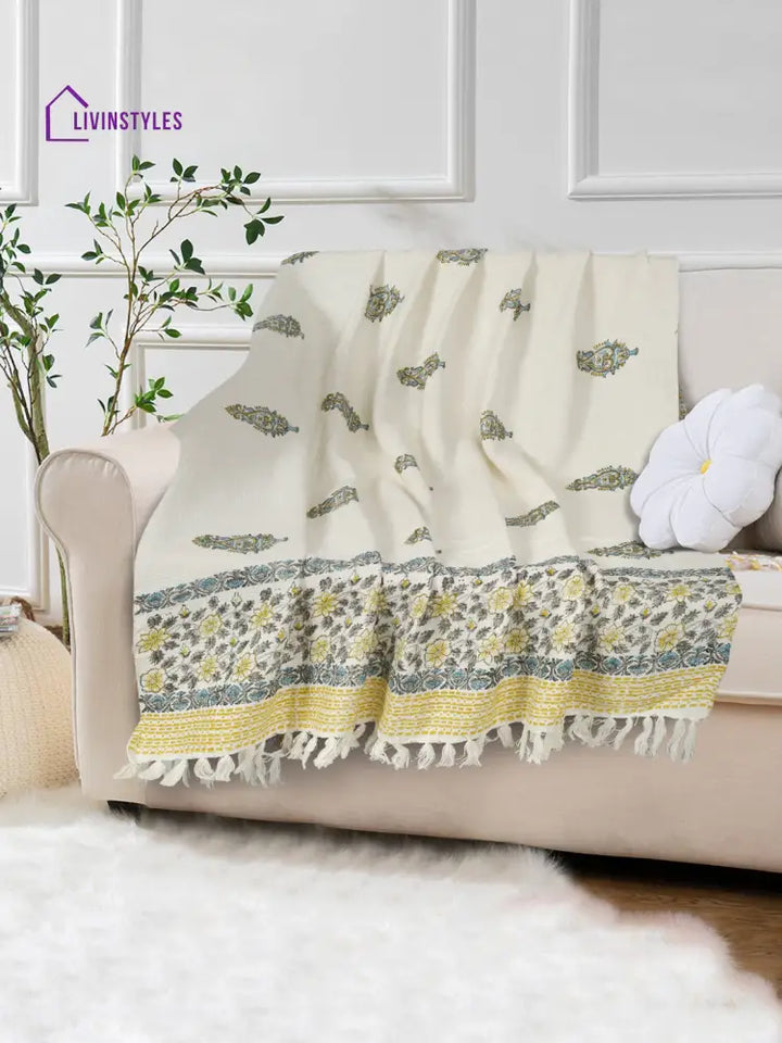 White And Red Floral Printed Cotton Throw
