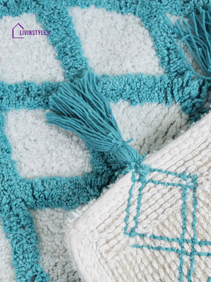 White And Teal Self Design Tassels Cotton Bath Rug Mats