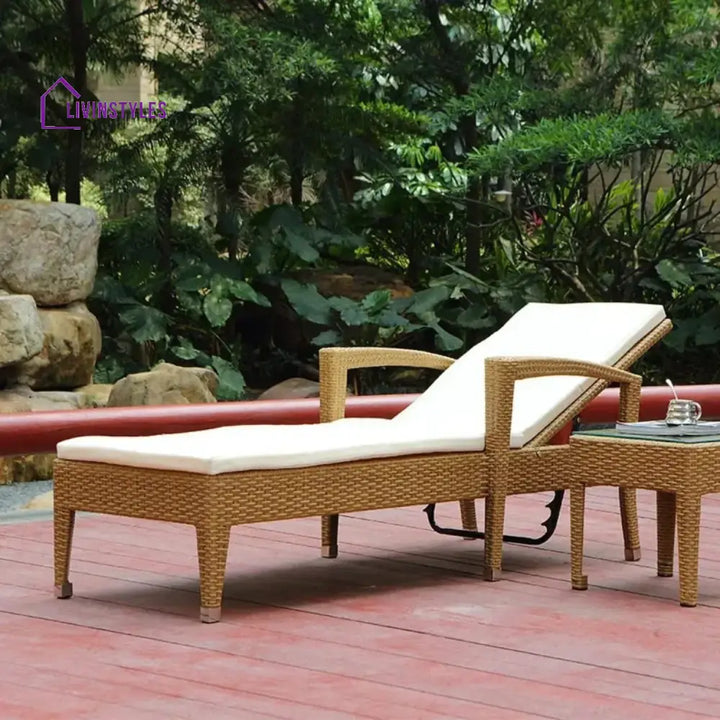 Winslet Outdoor Wicker Lounge Chair With Side Table - Lounger Set