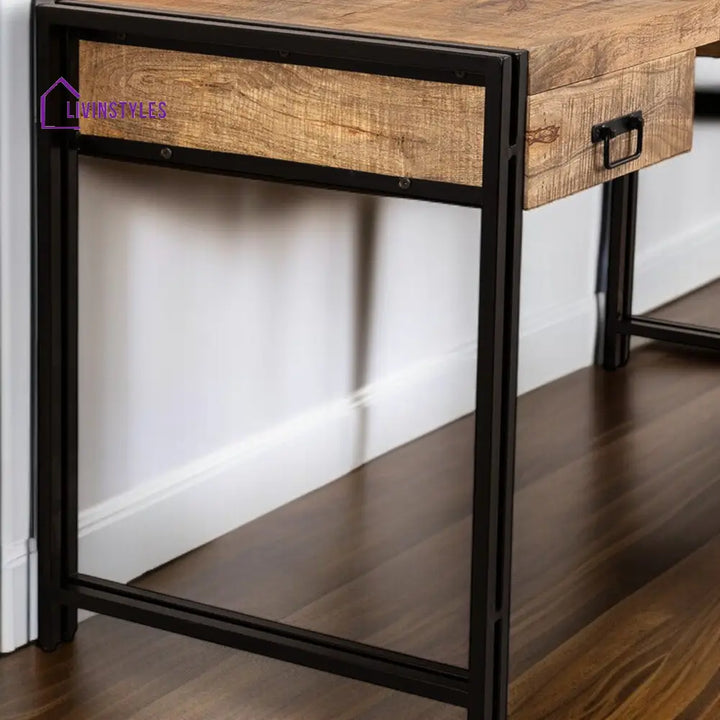 Diana Study Desk