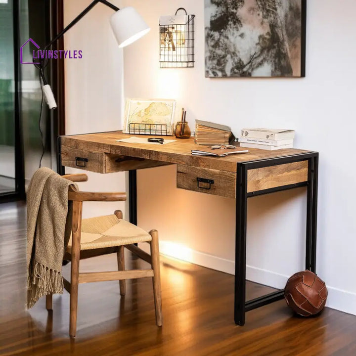 Diana Study Desk
