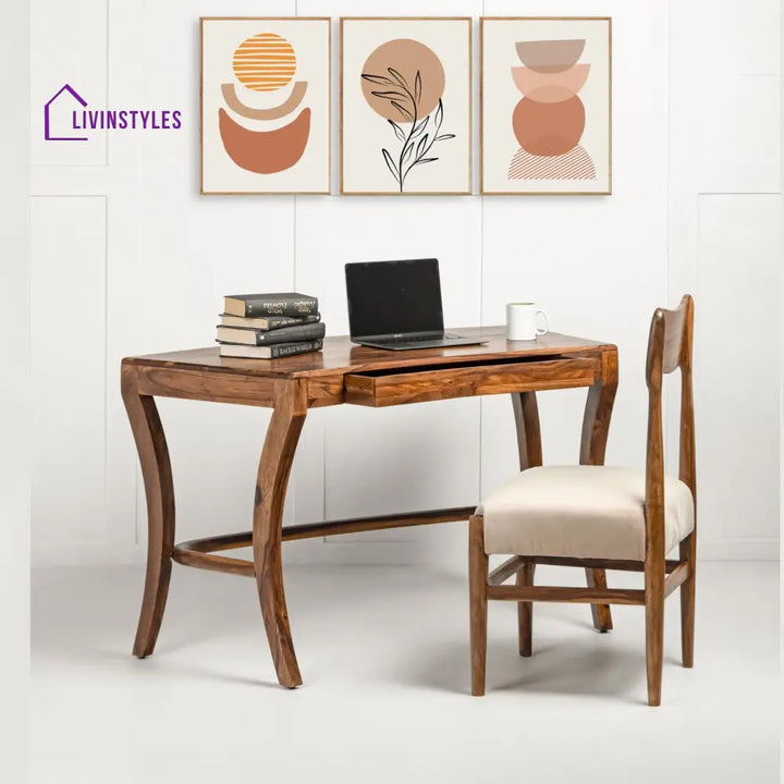 Meera Study Desk